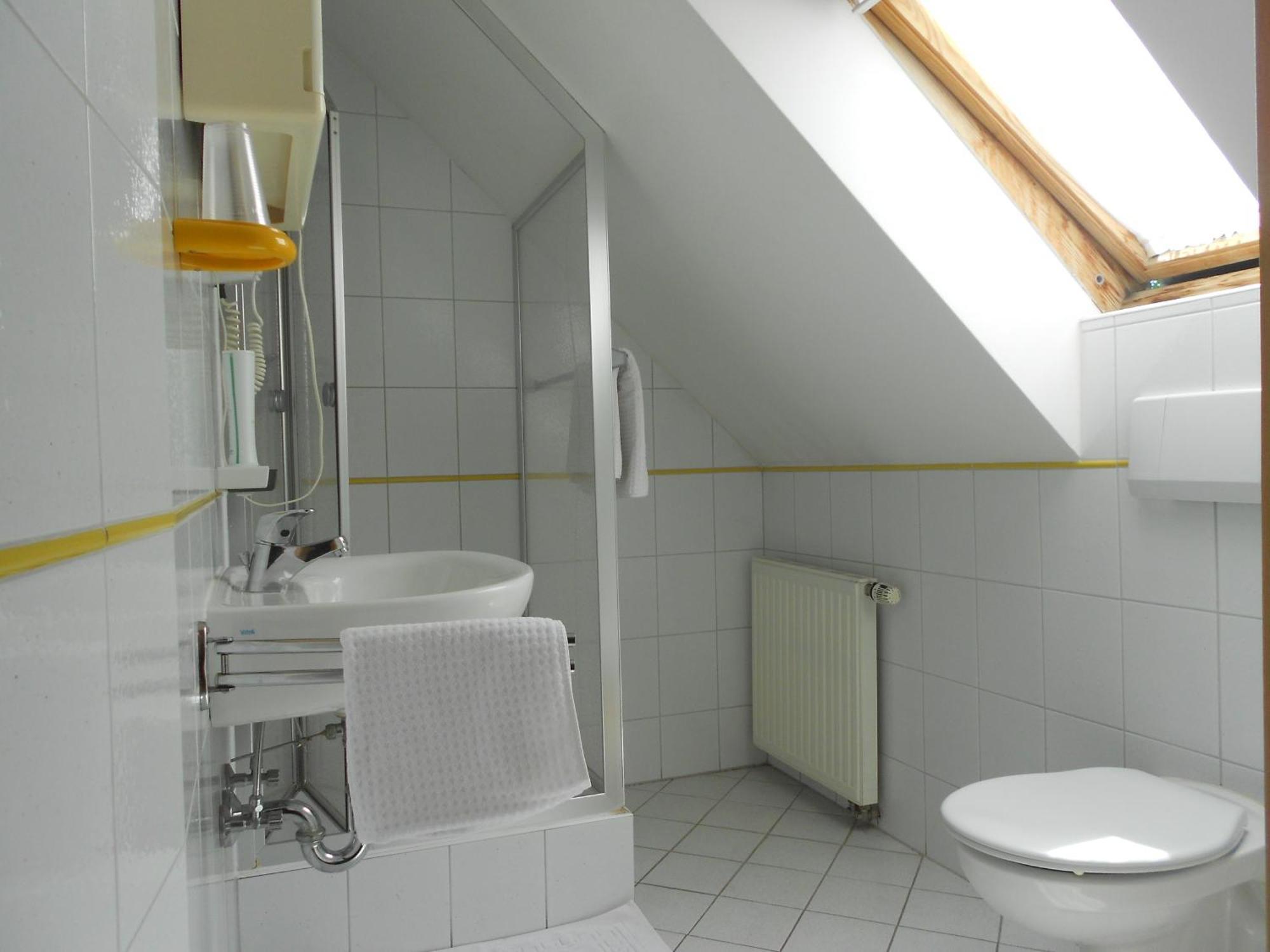 Apartment-Pension Schwalbennest Herzogenaurach Habitación foto